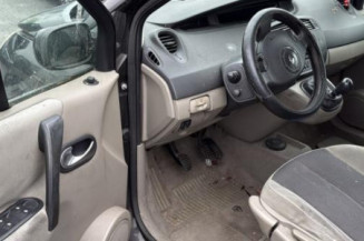 Feu arriere principal gauche (feux) RENAULT SCENIC 2