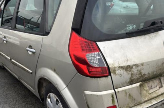 Poignee porte avant gauche RENAULT SCENIC 2