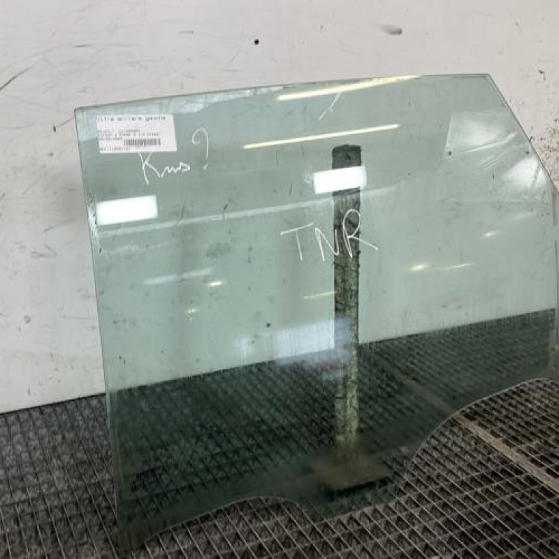 Vitre arriere gauche RENAULT SCENIC 2 Photo n°2