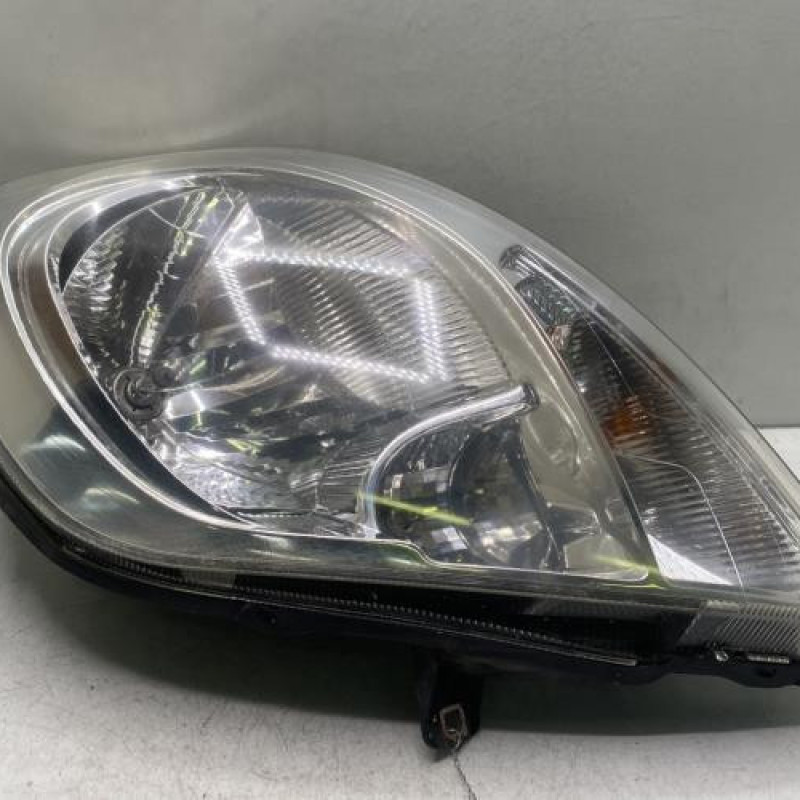 Optique avant principal gauche (feux)(phare) RENAULT TRAFIC 2 Photo n°1