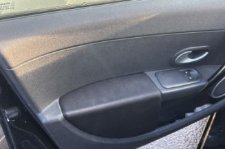 Serrure avant gauche RENAULT CLIO 3