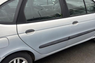 Porte arriere droit RENAULT SCENIC 1