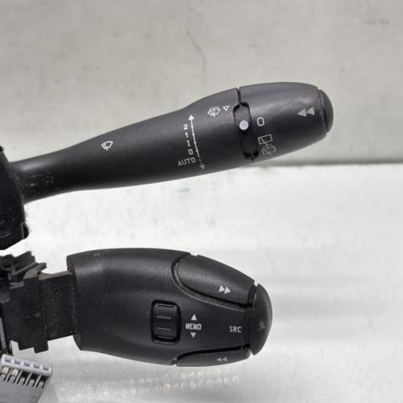 Com (Bloc Contacteur Tournant+Commodo Essuie Glace+Commodo Phare) CITROEN C3 1 Photo n°2