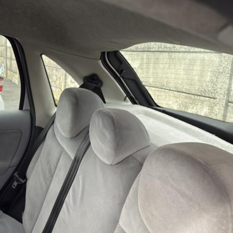 Feu arriere principal droit (feux) CITROEN C3 1 Photo n°14