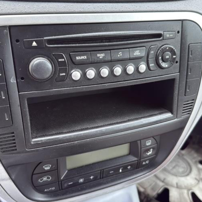 Feu arriere principal gauche (feux) CITROEN C3 1 Photo n°20