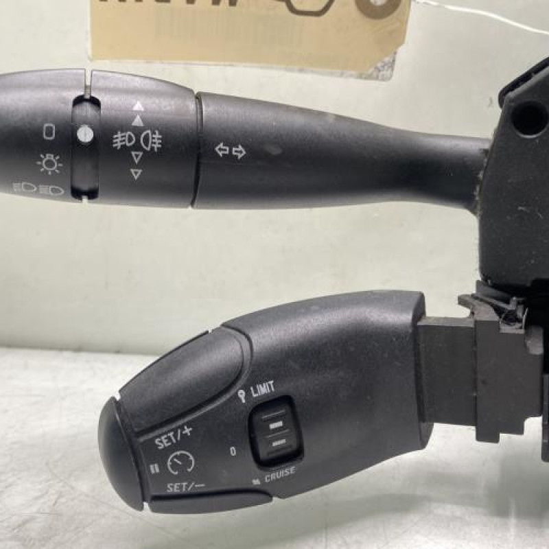 Com (Bloc Contacteur Tournant+Commodo Essuie Glace+Commodo Phare) CITROEN C3 1 Photo n°3