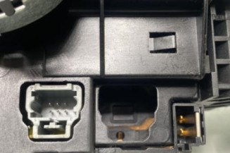 Com (Bloc Contacteur Tournant+Commodo Essuie Glace+Commodo Phare) CITROEN C3 1