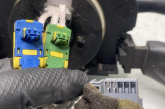 Com (Bloc Contacteur Tournant+Commodo Essuie Glace+Commodo Phare) CITROEN C3 1