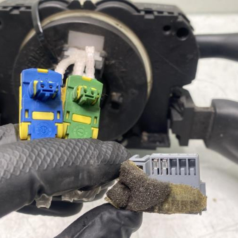 Com (Bloc Contacteur Tournant+Commodo Essuie Glace+Commodo Phare) CITROEN C3 1 Photo n°8