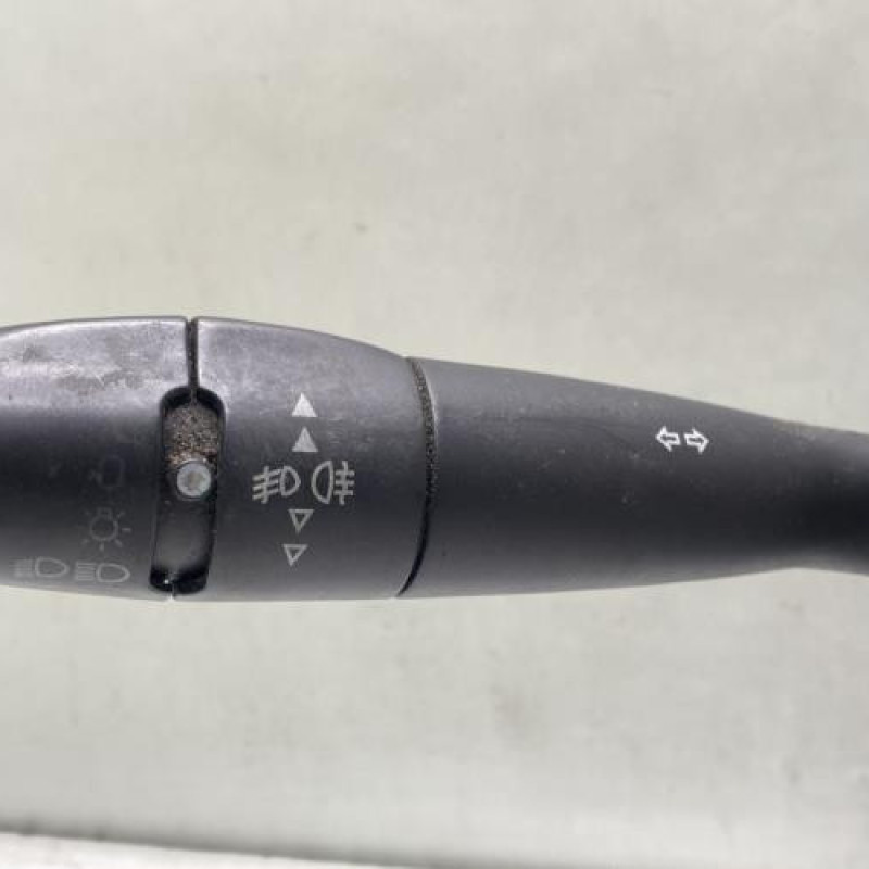 Com (Bloc Contacteur Tournant+Commodo Essuie Glace+Commodo Phare) CITROEN C3 1 Photo n°3