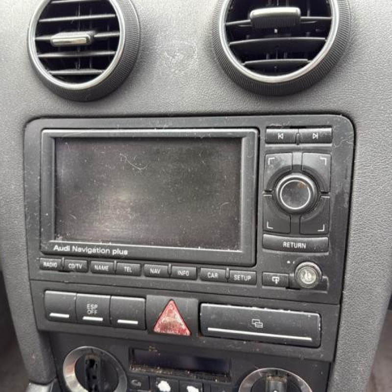 Vitre avant droit AUDI A3 2 Photo n°18