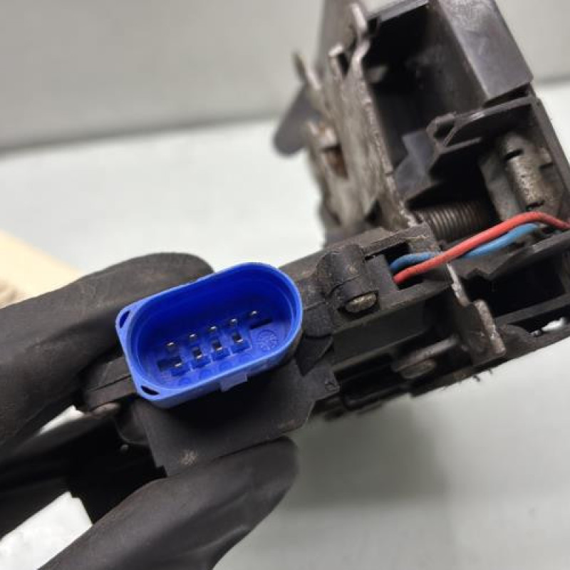 Serrure avant gauche AUDI A3 2 Photo n°4