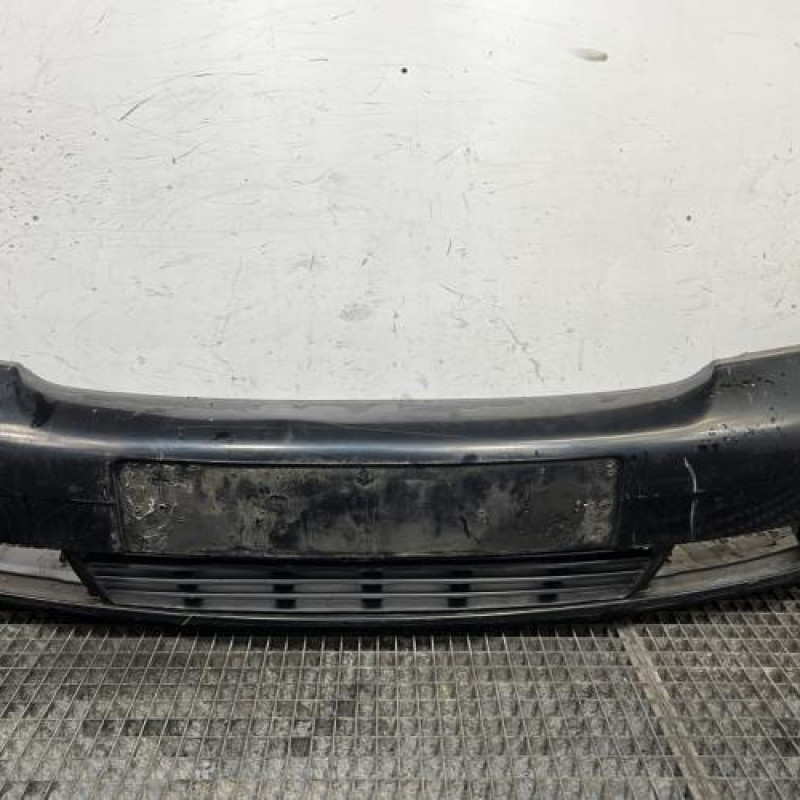 Pare choc avant AUDI A4 1 Photo n°1