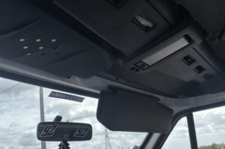 Vitre avant droit RENAULT TRAFIC 1