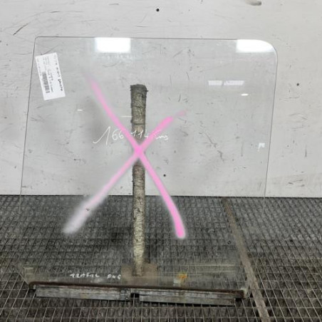 Vitre avant gauche RENAULT TRAFIC 1 Photo n°1