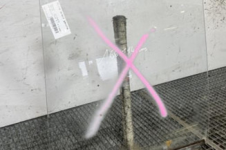 Vitre avant gauche RENAULT TRAFIC 1