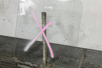 Vitre avant gauche RENAULT TRAFIC 1