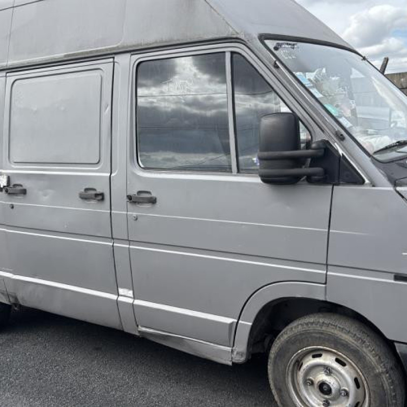 Vitre avant gauche RENAULT TRAFIC 1 Photo n°11
