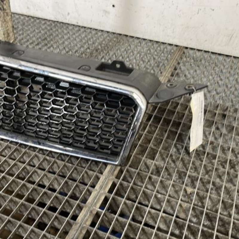 Calandre CHEVROLET AVEO 1 Photo n°3