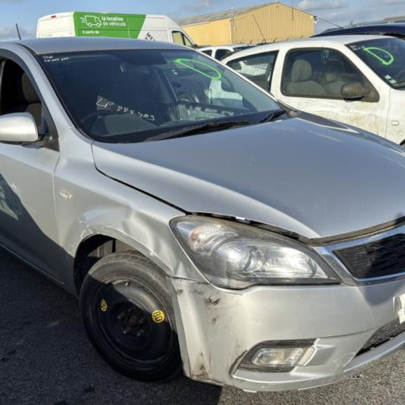 Capot KIA CEE-D 1 SPORT WAGON Photo n°9