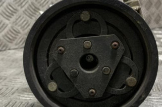 Compresseur clim DACIA SANDERO 2