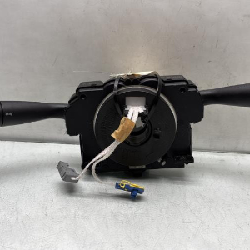 Com (Bloc Contacteur Tournant+Commodo Essuie Glace+Commodo Phare) PEUGEOT 206+ Photo n°1