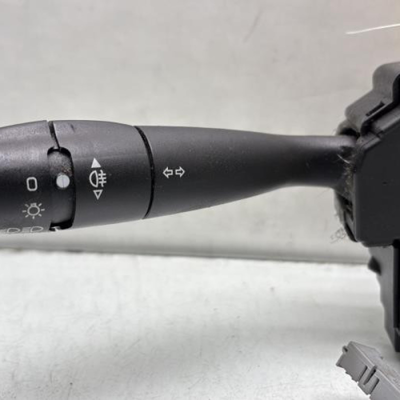 Com (Bloc Contacteur Tournant+Commodo Essuie Glace+Commodo Phare) PEUGEOT 206+ Photo n°2