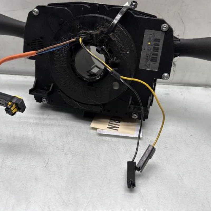 Com (Bloc Contacteur Tournant+Commodo Essuie Glace+Commodo Phare) CITROEN C3 1 Photo n°4