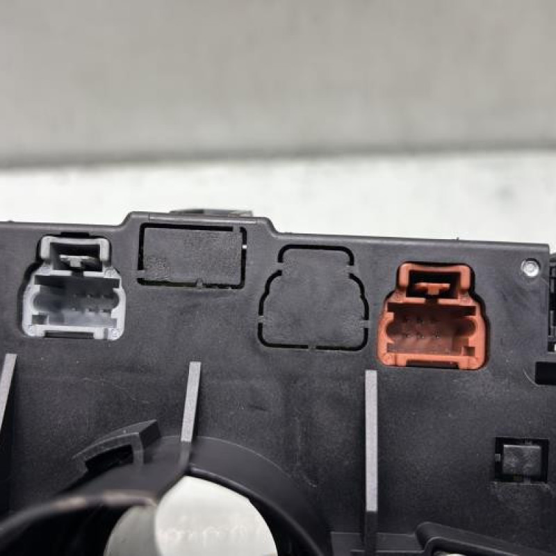 Com (Bloc Contacteur Tournant+Commodo Essuie Glace+Commodo Phare) CITROEN C3 1 Photo n°7