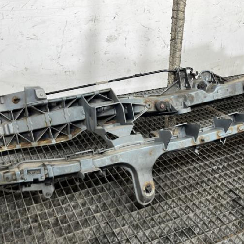 Face avant FORD C-MAX 1 Photo n°2