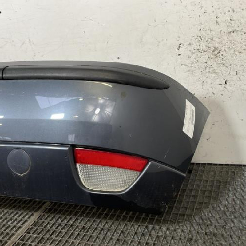 Pare choc arriere FORD FOCUS 1 Photo n°2