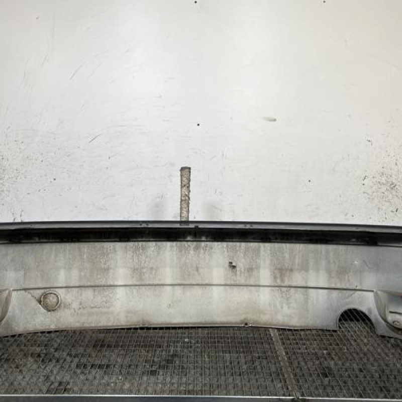 Pare choc arriere FORD FOCUS 1 Photo n°5