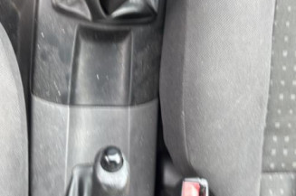 Pare choc arriere FORD FOCUS 1