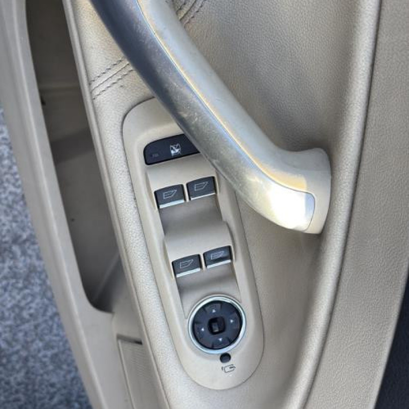 Pare choc avant FORD MONDEO 3 Photo n°16