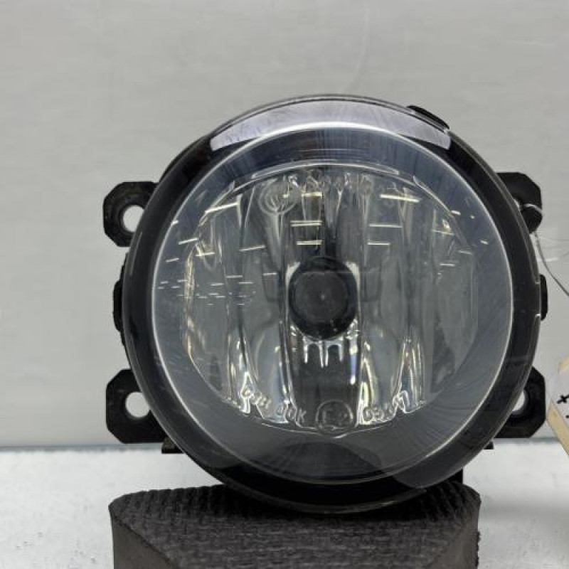 Anti brouillard droit (feux) PEUGEOT 308 2 Photo n°1