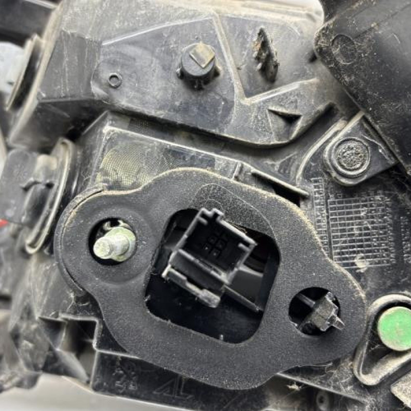 Feu arriere principal droit (feux) PEUGEOT 308 2 Photo n°7