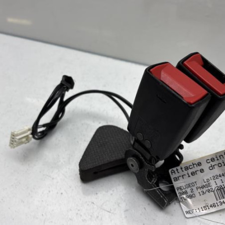 Attache ceinture arriere droit PEUGEOT 308 2 Photo n°1