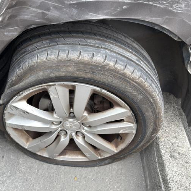 Ceinture arriere droit PEUGEOT 308 2 Photo n°17