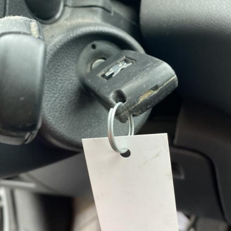 Poignee porte arriere droit PEUGEOT 5008 1 Photo n°16