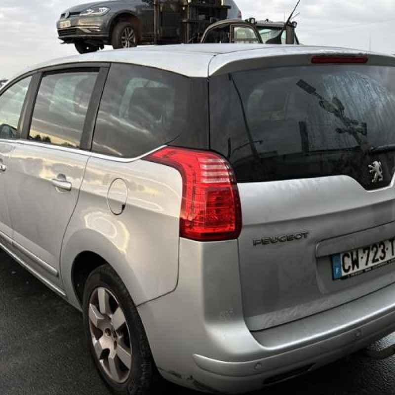 Poignee porte arriere droit PEUGEOT 5008 1 Photo n°20