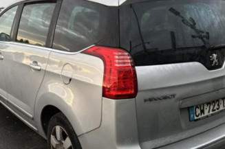 Attache ceinture arriere gauche PEUGEOT 5008 1