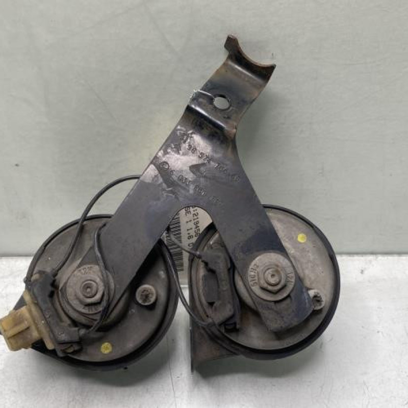 Avertisseur/Klaxon PEUGEOT 5008 1 Photo n°3