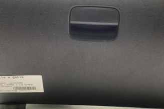 Boite a gants PEUGEOT 5008 1 Photo n°1