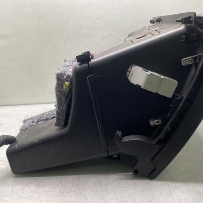 Boite a gants PEUGEOT 5008 1 Photo n°3