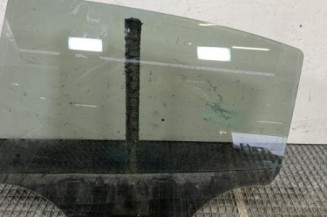 Vitre arriere gauche PEUGEOT 208 1 Photo n°1