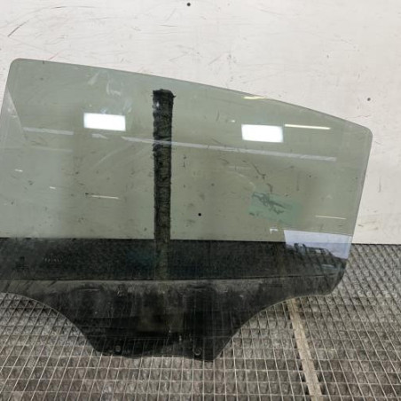 Vitre arriere gauche PEUGEOT 208 1 Photo n°1