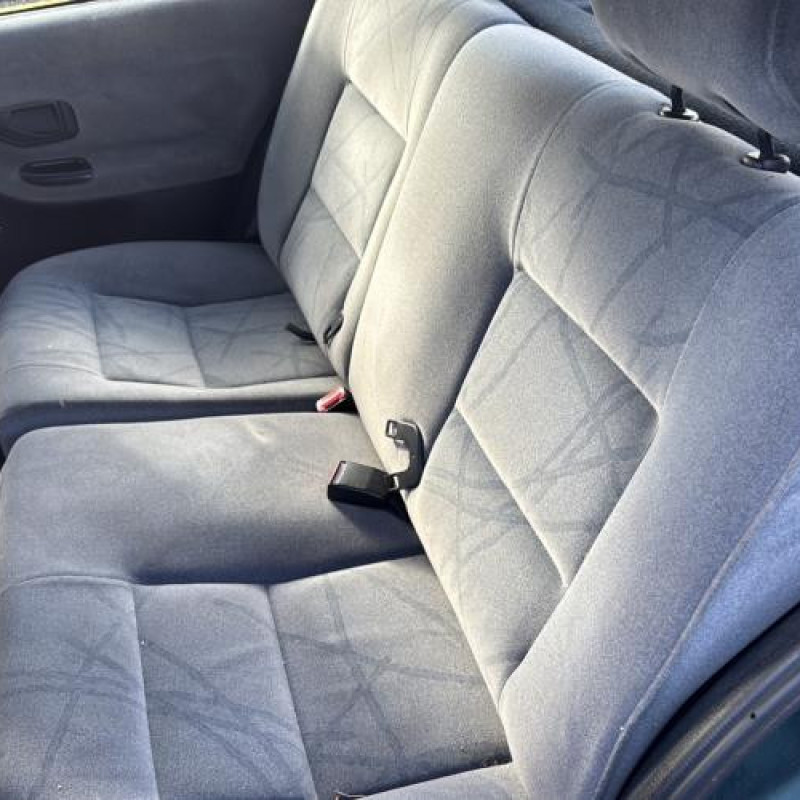 Feu arriere principal gauche (feux) PEUGEOT 306 Photo n°18