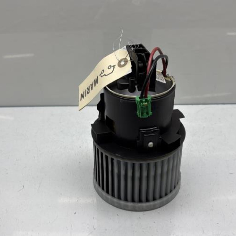 Pulseur d'air PEUGEOT 308 2 Photo n°1