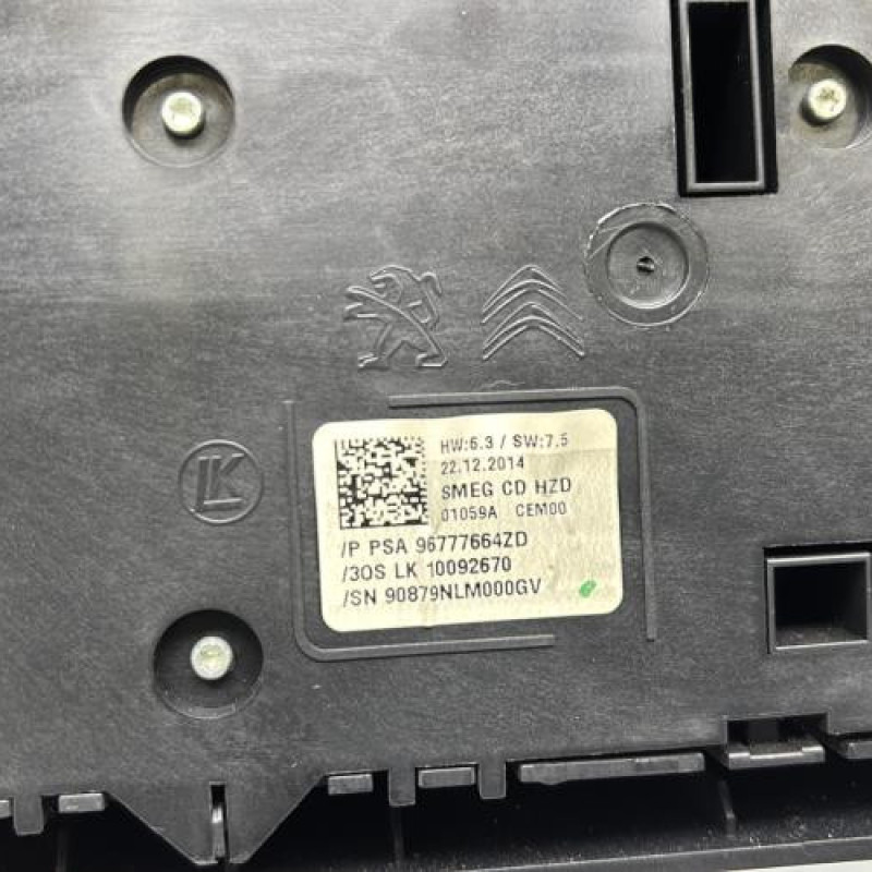 Bouton de warning PEUGEOT 308 2 Photo n°3