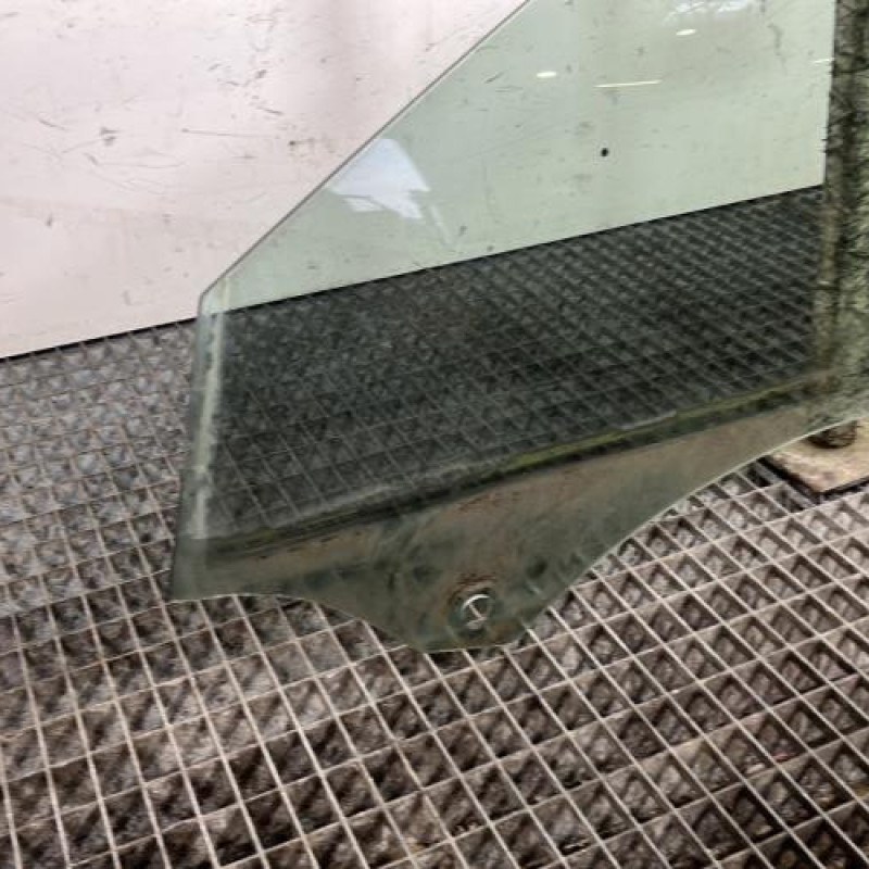 Vitre avant gauche AUDI A3 2 Photo n°2